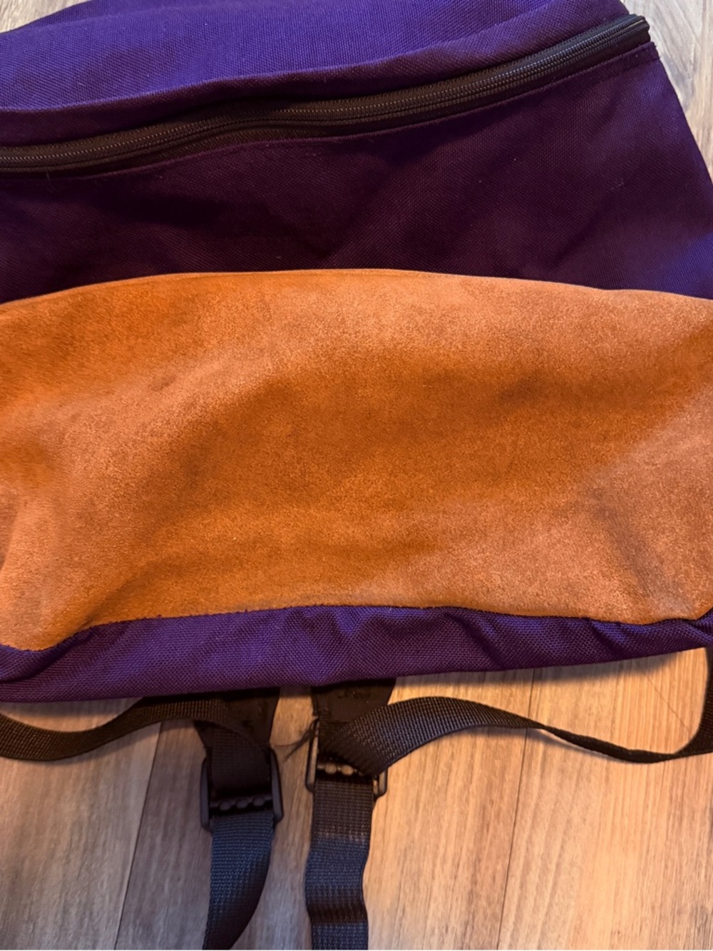 Vintage JanSport Purple Backpack with Tan Accents - Picture 3 of 13